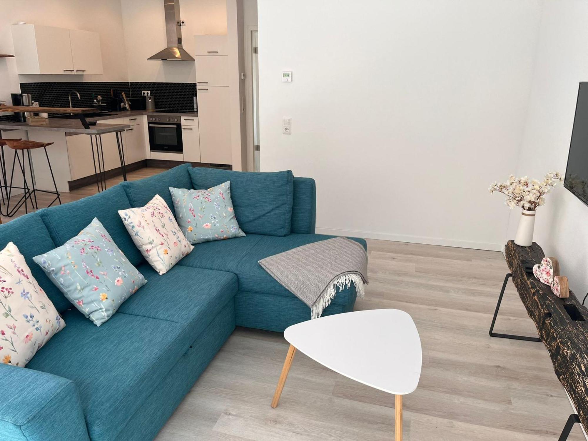 Ferienhaus Behagliches Haus Luisa In Der Dorfmitte Ippesheim